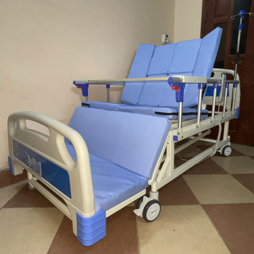 Giường bệnh nhân Đa Năng Điều Khiển Điện OSADA SD-68E